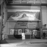 Rheinfall-Wandbild von Ernst Hodel im Bahnhof Luzern, 1953