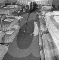 Rotkreuz-Spitalzug für Flüchtlinge aus Ungarn, Buchs 1956