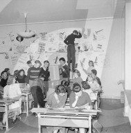 Schulklasse veranstaltet Chorkonzert für Hilfe in Ungarn, Zürich 1956