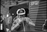 Olympische Spiele Lake Placid 1980: Erich Schärer beim Essen