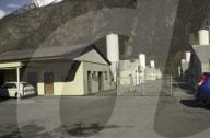 Optigal-Gelände: Notschlachtung wegen Hühnerhusten, 2006