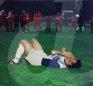 Meisterschaft NLA 1997/98: FC Sion - FC Zürich; Enttäuschter FCZ-Captain Urs Fischer nach dem Schlusspfiff 