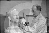 Walter Knecht, Bildhauer