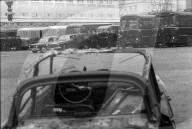 Studentenunruhen in Paris 1968: Ausgebranntes Auto-Wrack