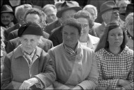 Erste Glarner Landsgemeinde mit Frauenbeteiligung 1972