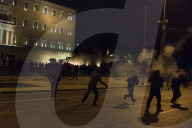 NEWS - Griechenland: Ausschreitungen vor dem Parlament in Athen
