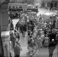 Ankunft der Textilarbeiter; Textilarbeiterinnen; 1952
