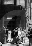 Zürich 1945: Leuchtschrift des Reisebüro der Deutschen Reichsbahnen zerstört