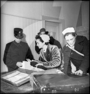 WK 2: Aerztemission nach Belgien unterwegs, 1944