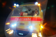 Feuerwehrauto mit Blaulicht, Uster 2004