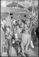 Italienische Internierte vor ihrer Abreise; 1945
