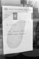 Benzinknappheit; Tankstellenbesitzer bedient keine Araber mehr 1970