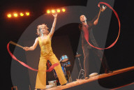 Ursus und Nadeschkin: Programm "Weltrekord", 2006