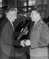 Präsident Novotny und Juri Gagarin in Prag 1961