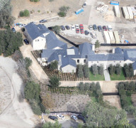 PEOPLE - Das Sicherheitsaufkommen in der Kardashian Villa wurde aufgestockt