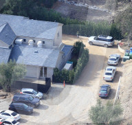PEOPLE - Das Sicherheitsaufkommen in der Kardashian Villa wurde aufgestockt