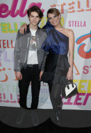 PEOPLE - Promis bei der Stella McCartney Presentation in Los Angeles