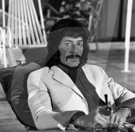 PEOPLE - Peter Wyngarde ist im Alter von 90 Jahren gestorben