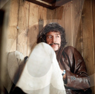 PEOPLE - Peter Wyngarde ist im Alter von 90 Jahren gestorben