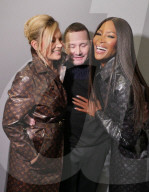 PEOPLE - Paris Männermode: Kate Moss und Naomi Campbell laufen für Louis Vuitton
