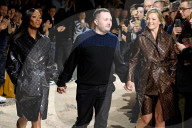 PEOPLE - Paris Männermode: Kate Moss und Naomi Campbell laufen für Louis Vuitton