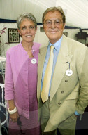 PEOPLE - Peter Mayle ist im Alter von 78 Jahren gestorben