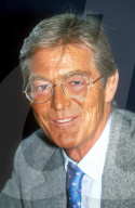 PEOPLE - Peter Mayle ist im Alter von 78 Jahren gestorben
