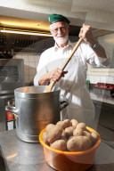 Albert Menzi