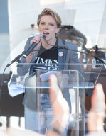 NEWS - Womens March in Los Angeles: Diverse Prominente nehmen teil und halten Reden