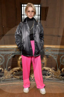 PEOPLE - Promis an der Paris Fashion Week