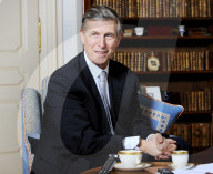 Donald Beyer