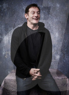 PORTRAIT - Jason Isaacs 