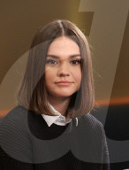 PORTRAIT - Maia Mitchell