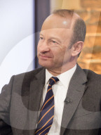 PORTRAIT - Henry Bolton 