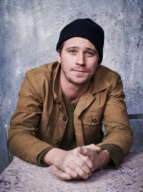 PORTRAIT - Garrett Hedlund 