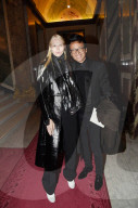 PEOPLE - Promis an der Paris Fashion Week