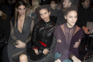 PEOPLE - Promis an der Paris Fashion Week