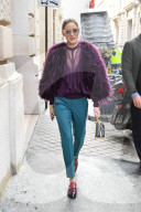 PEOPLE - Promis an der Paris Fashion Week