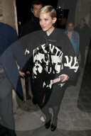 PEOPLE - Promis an der Paris Fashion Week