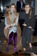 PEOPLE - Promis an der Paris Fashion Week