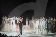 PEOPLE - Promis an der Paris Fashion Week