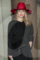 PEOPLE - Promis an der Paris Fashion Week