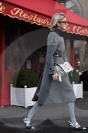 PEOPLE - Promis an der Paris Fashion Week