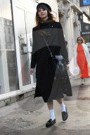 PEOPLE - Promis an der Paris Fashion Week