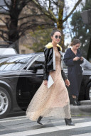 PEOPLE - Promis an der Paris Fashion Week