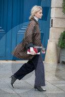 PEOPLE - Promis an der Paris Fashion Week