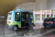 FEATURE - Selbstfahrender Bus in Schweden