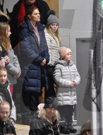 PEOPLE - Prinz Daniel spielt Eishockey im Beisein von Prinzessin Victoria und den Kindern