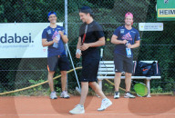 SKIFAHRER VS. HOCKEYSPIELER TENNIS DOPPEL 2015. 