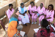 PEOPLE -  Melinda Gates besucht ihre Stiftung in Burkina Faso